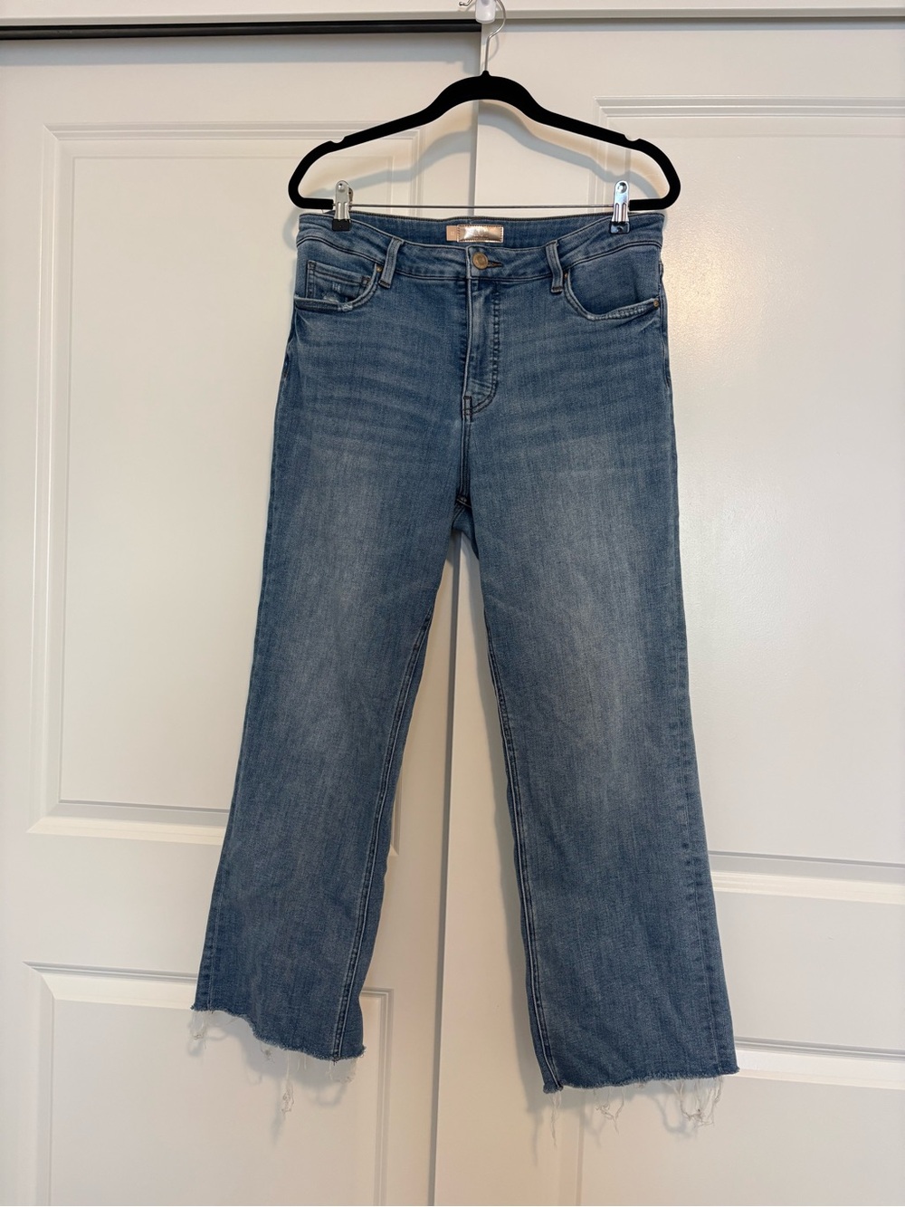 Classic High-Rise Wide Leg Jeans in Medium Blue
